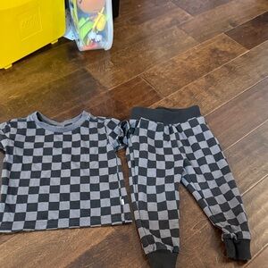 Little sleepies checkered set